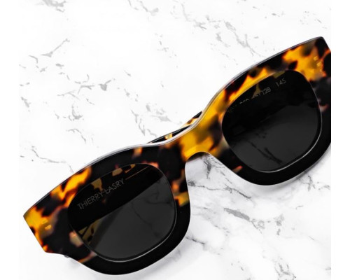 Zonnebril Thierry Lasry Autocracy