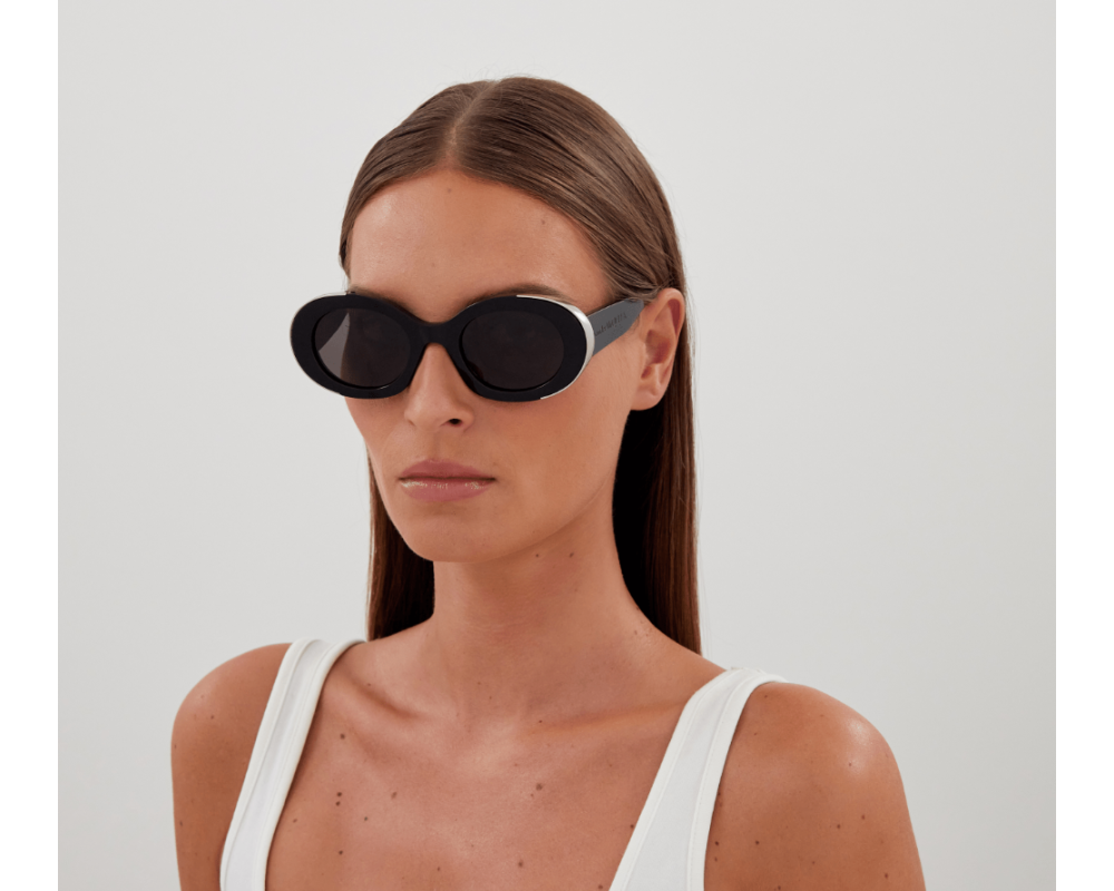 Zonnebril Alexander McQueen AM0445S