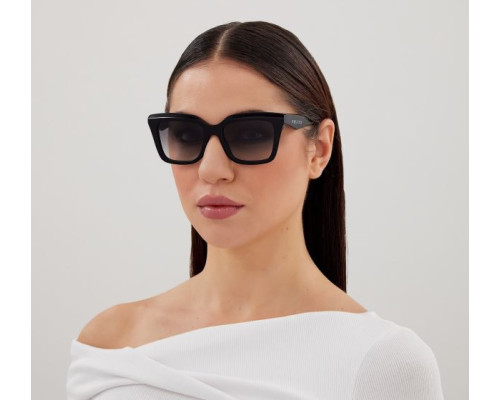 Lunettes de Soleil Alexander McQueen AM0473S