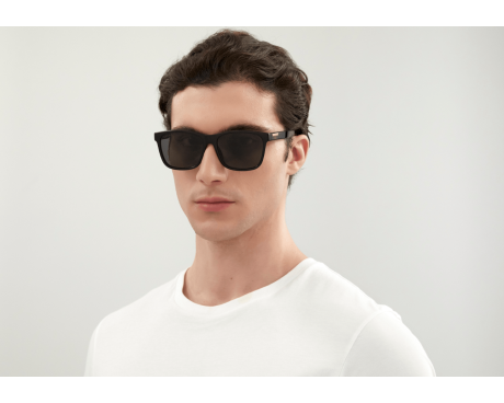 204974-Gucci Logo Zonnebril GG0746S