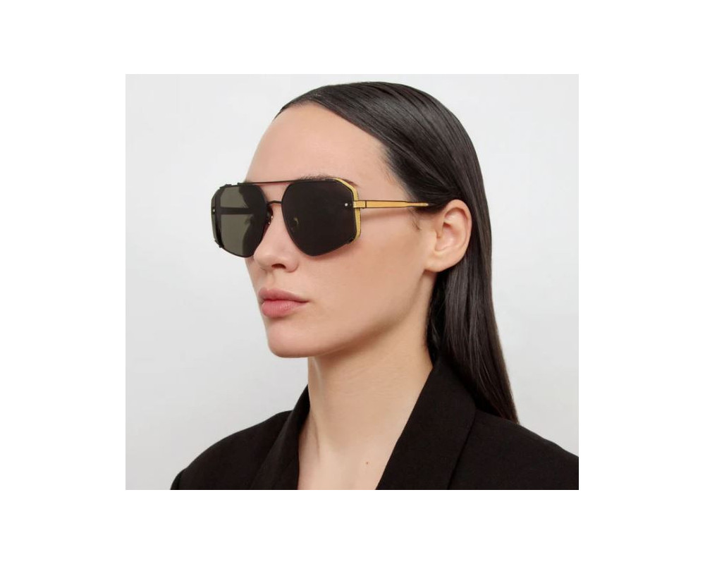 Lunettes de Soleil Linda Farrow Amar