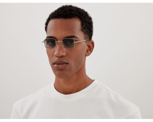 Sunglasses Gucci Lettering GG1813S