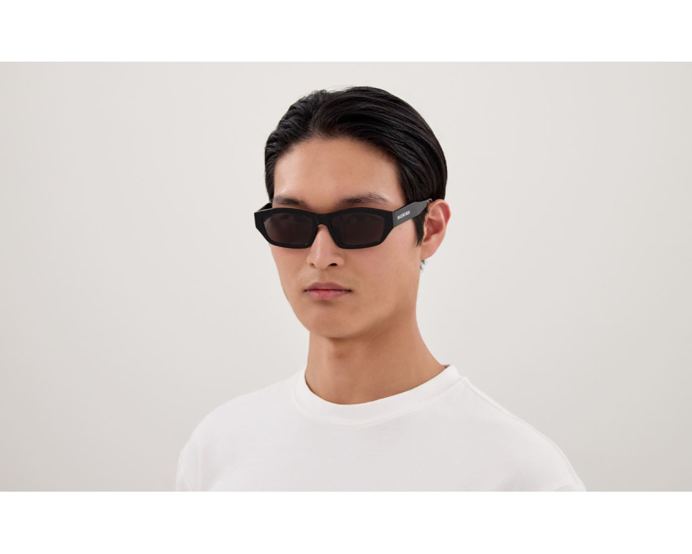Lunettes de soleil Balenciaga Everyday BB0448SK