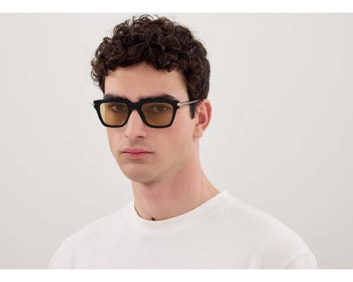 Alexander McQueen Cross Bar Zonnebril AM0519S